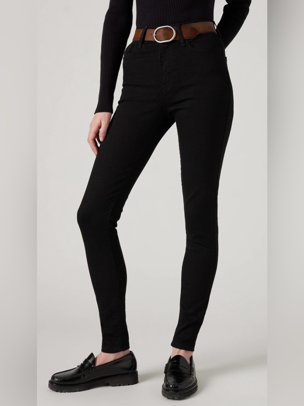 Levi’s High-Rise Super Skinny Jeans Black Size 31 Raw Hem